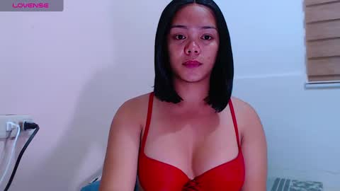 Snapshot of caroline_east chatting on 03/01/25, 04:22 caroline_east online show from 03/01/25, 04:22