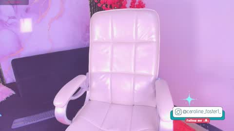 caroline_foster1 online show from 11/12/25, 12:16