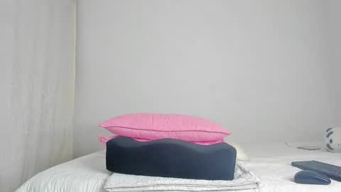 Caroline Tovar   Lovense is active my orgasms in your hands Give me more pleasure and make me cum online show from 12/08/24, 01:13