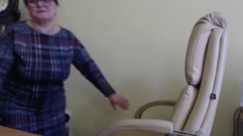 Snapshot of carolinedream_ chatting on 02/14/25, 09:24 CarolineDream online show from 02/14/25, 09:24