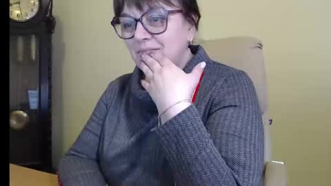 Snapshot of carolinedream_ chatting on 03/04/25, 06:26 CarolineDream online show from 03/04/25, 06:26