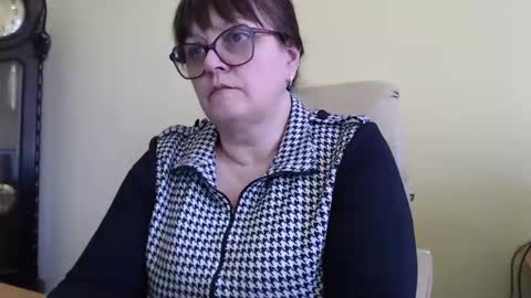 Snapshot of carolinedream_ chatting on 03/07/25, 10:45 CarolineDream online show from 03/07/25, 10:45