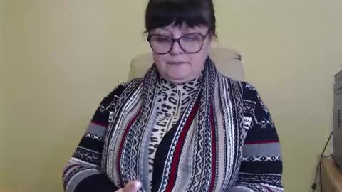 Snapshot of carolinedream_ chatting on 11/11/25, 11:10 CarolineDream online show from 11/11/25, 11:10