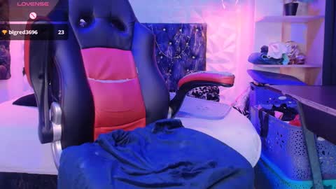 Caroline Scoth online show from 01/08/25, 08:39