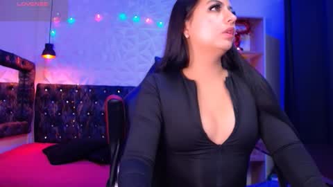 Caroline Scoth online show from 02/09/25, 05:54