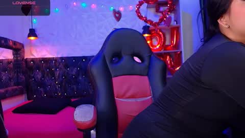 Caroline Scoth online show from 03/02/25, 05:25