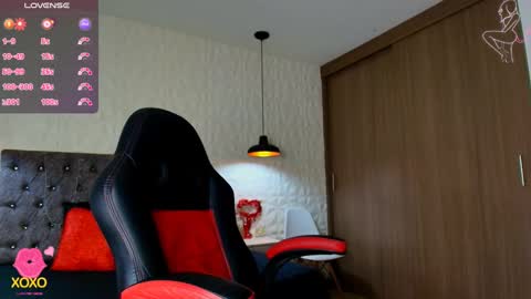 Caroline Scoth online show from 09/22/25, 05:37