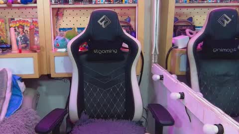 Carrie online show from 11/03/25, 12:39