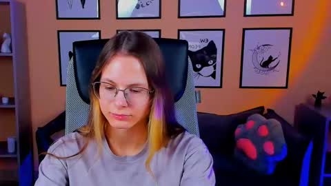 carrie_roses online show from 10/09/25, 05:16