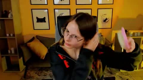 carrie_roses online show from 11/23/25, 02:22