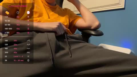 Snapshot of carter10101000 chatting on 02/15/25, 04:47 carter10101000 online show from 02/15/25, 04:47