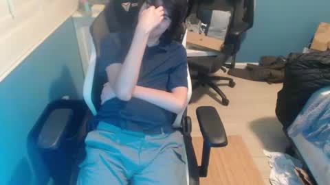 Snapshot of carter10101000 chatting on 11/26/25, 06:14 carter10101000 online show from 11/26/25, 06:14