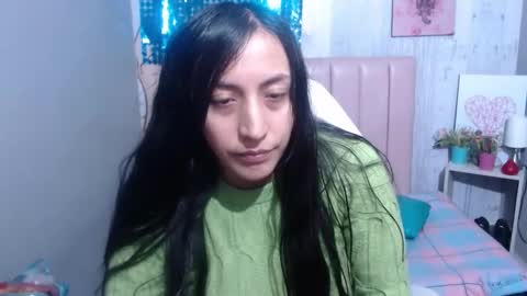 Snapshot of cary_addisson chatting on 11/17/25, 02:01 cary_addisson online show from 11/17/25, 02:01