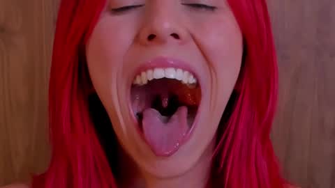 Snapshot of casandra_busting chatting on 02/21/25, 07:54 Casandra online show from 02/21/25, 07:54