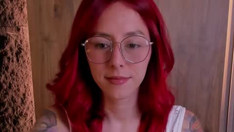 Snapshot of casandra_busting chatting on 03/10/25, 07:18 Casandra online show from 03/10/25, 07:18