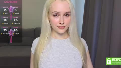 Snapshot of caseylabow chatting on 02/16/25, 07:37 My name is Casey... Nice to meet you I will be happy to have funthumbs up please its important online show from 02/16/25, 07:37