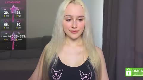 Snapshot of caseylabow chatting on 03/03/25, 10:38 My name is Casey... Nice to meet you I will be happy to have funthumbs up please its important online show from 03/03/25, 10:38
