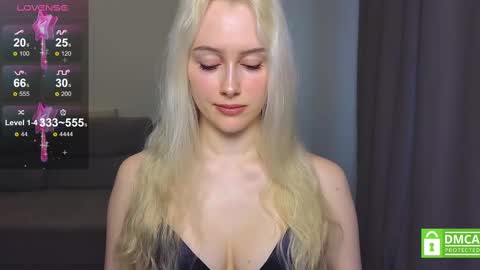 Snapshot of caseylabow chatting on 03/05/25, 02:46 My name is Casey... Nice to meet you I will be happy to have funthumbs up please its important online show from 03/05/25, 02:46