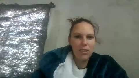 Snapshot of cashcoupllle chatting on 12/08/24, 06:17 Cash Couple online show from 12/08/24, 06:17