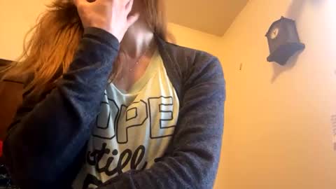 Snapshot of casidy1 chatting on 01/31/25, 03:44 casidy1 online show from 01/31/25, 03:44