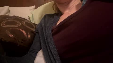 Snapshot of casidy1 chatting on 02/08/25, 06:43 casidy1 online show from 02/08/25, 06:43