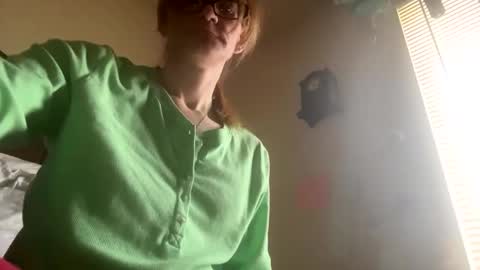 Snapshot of casidy1 chatting on 02/10/25, 10:19 casidy1 online show from 02/10/25, 10:19