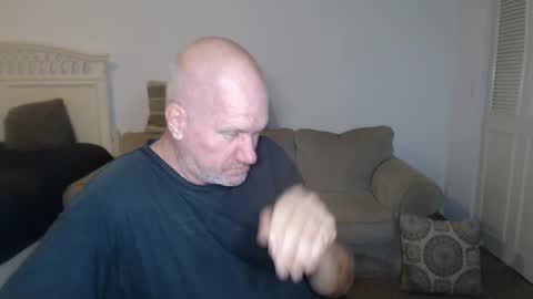 Snapshot of casinocam chatting on 01/28/25, 05:32 CasinoCam online show from 01/28/25, 05:32