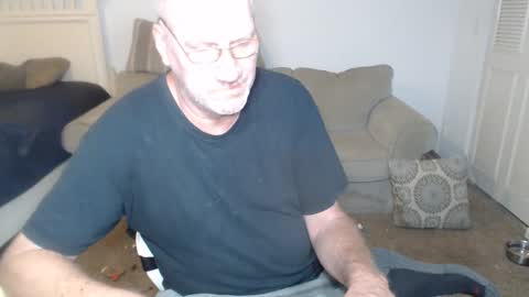 Snapshot of casinocam chatting on 02/01/25, 04:46 CasinoCam online show from 02/01/25, 04:46