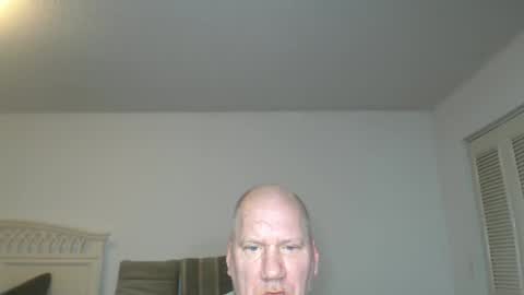 Snapshot of casinocam chatting on 02/04/25, 08:46 CasinoCam online show from 02/04/25, 08:46