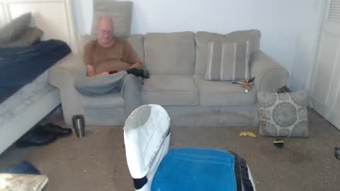Snapshot of casinocam chatting on 02/05/25, 02:05 CasinoCam online show from 02/05/25, 02:05