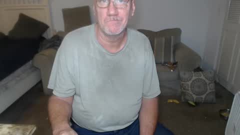 Snapshot of casinocam chatting on 02/09/25, 11:47 CasinoCam online show from 02/09/25, 11:47