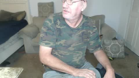 Snapshot of casinocam chatting on 02/14/25, 05:30 CasinoCam online show from 02/14/25, 05:30