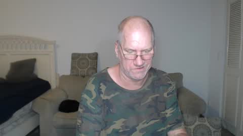 Snapshot of casinocam chatting on 02/18/25, 09:31 CasinoCam online show from 02/18/25, 09:31