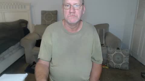 Snapshot of casinocam chatting on 02/20/25, 01:51 CasinoCam online show from 02/20/25, 01:51