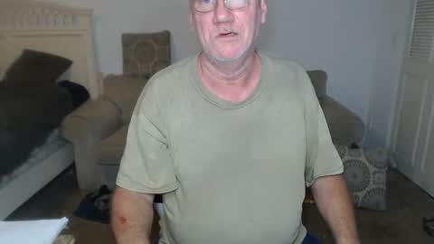 Snapshot of casinocam chatting on 02/20/25, 11:54 CasinoCam online show from 02/20/25, 11:54