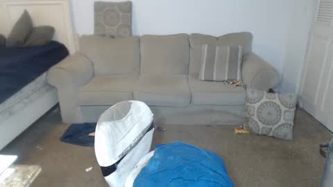 Snapshot of casinocam chatting on 02/23/25, 05:50 CasinoCam online show from 02/23/25, 05:50