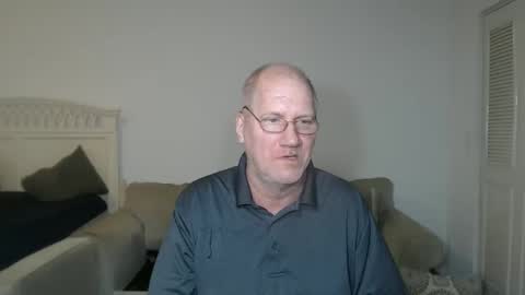 Snapshot of casinocam chatting on 02/25/25, 09:24 CasinoCam online show from 02/25/25, 09:24