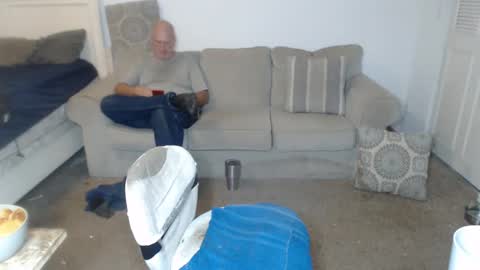 Snapshot of casinocam chatting on 03/06/25, 06:37 CasinoCam online show from 03/06/25, 06:37