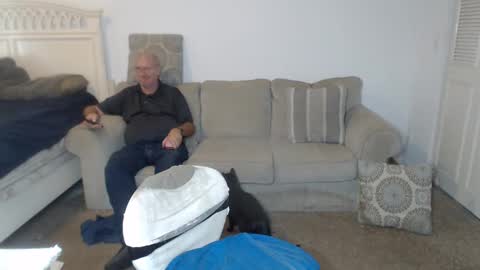 Snapshot of casinocam chatting on 03/08/25, 05:01 CasinoCam online show from 03/08/25, 05:01