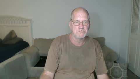 Snapshot of casinocam chatting on 03/12/25, 03:02 CasinoCam online show from 03/12/25, 03:02