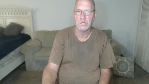 Snapshot of casinocam chatting on 03/12/25, 12:57 CasinoCam online show from 03/12/25, 12:57