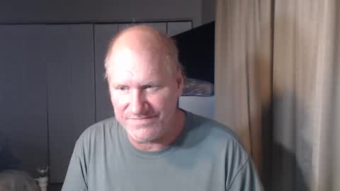 Snapshot of casinocam chatting on 09/23/25, 09:40 CasinoCam online show from 09/23/25, 09:40