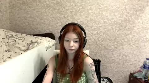 Snapshot of cassandraneiman chatting on 10/14/25, 12:50 cassandraneiman online show from 10/14/25, 12:50
