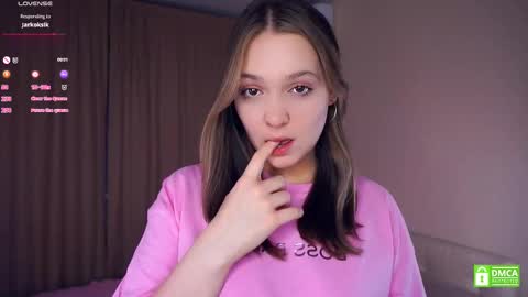 Adele online show from 10/03/25, 03:31