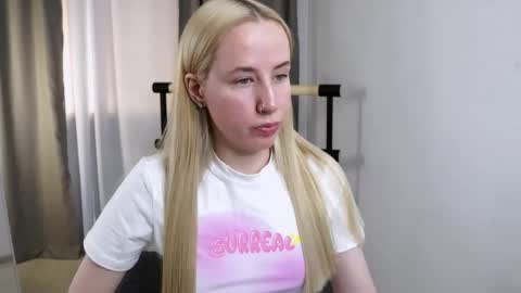 Snapshot of cassie_kelman chatting on 11/08/25, 09:13 Cassie online show from 11/08/25, 09:13