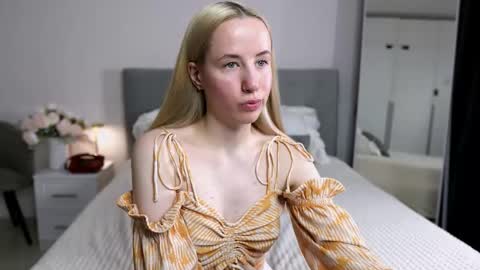 Snapshot of cassie_kelman chatting on 11/16/25, 09:20 Cassie online show from 11/16/25, 09:20