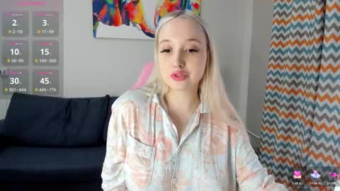 Snapshot of cassie_rosss chatting on 09/14/25, 09:52 Cassie Rosss online show from 09/14/25, 09:52