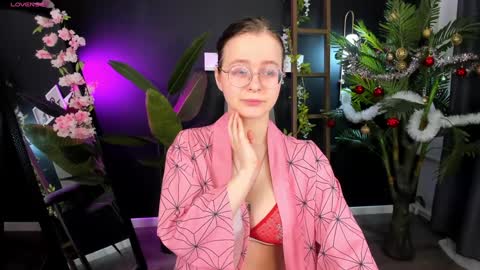Snapshot of cassiecool chatting on 01/01/25, 08:47 assie online show from 01/01/25, 08:47