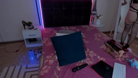 Cassie online show from 01/15/25, 06:54