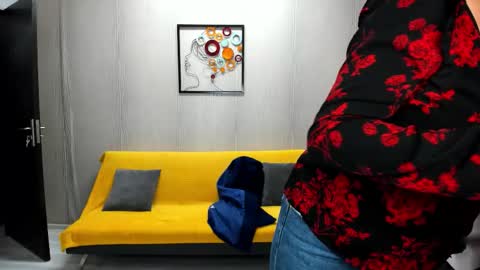 Snapshot of cassiejonas chatting on 10/07/25, 02:31 CassieJonas online show from 10/07/25, 02:31